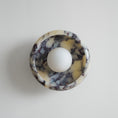 Bild in Galerie-Betrachter laden, Piedra Marble Wall Lamp