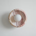 Bild in Galerie-Betrachter laden, Piedra Marble Wall Lamp