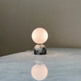 Bild in Galerie-Betrachter laden, Aalia Marble Table Lamp