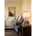 Bild in Galerie-Betrachter laden, Adelia Crystal Table Lamp