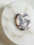 Load image into Gallery viewer, Alba Alabaster Wall Lamp