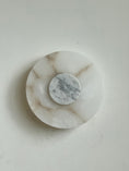 Load image into Gallery viewer, Alba Alabaster Wall Lamp