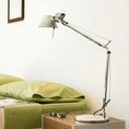 Charger l'image dans la visionneuse de la galerie, Articulated Aluminum Desk Lamp