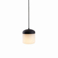Bild in Galerie-Betrachter laden, Asta Alabaster Pendant Lamp