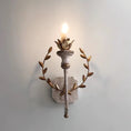 Bild in Galerie-Betrachter laden, Cumiers Wall Lamp