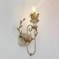 Bild in Galerie-Betrachter laden, Cumiers Wall Lamp