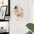 Bild in Galerie-Betrachter laden, Cumiers Wall Lamp