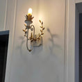 Bild in Galerie-Betrachter laden, Cumiers Wall Lamp