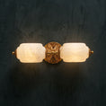 Laad afbeelding in galerij, Eloise Scallop alabaster wandlamp