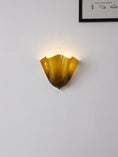 Bild in Galerie-Betrachter laden, Flower Glass Wall Lamp
