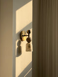Bild in Galerie-Betrachter laden, Flume Alabaster Wall Lamp