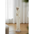 Bild in Galerie-Betrachter laden, Frozen Alabaster Floor Lamp