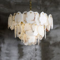 Bild in Galerie-Betrachter laden, Gloire Alabaster Chandelier