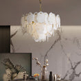 Bild in Galerie-Betrachter laden, Gloire Alabaster Chandelier