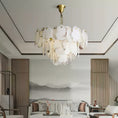 Bild in Galerie-Betrachter laden, Gloire Alabaster Chandelier