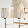 Bild in Galerie-Betrachter laden, Isobella Chandelier