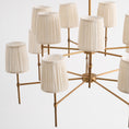 Bild in Galerie-Betrachter laden, Isobella Chandelier
