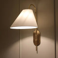 Charger l'image dans la visionneuse de la galerie, Kinsley Wall Lamp