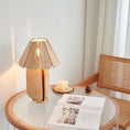 Load image into Gallery viewer, Kubec Table Lamp