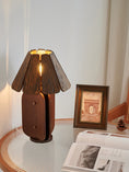 Load image into Gallery viewer, Kubec Table Lamp