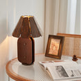 Load image into Gallery viewer, Kubec Table Lamp