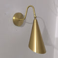 Load image into Gallery viewer, Lupe Wall Lamp