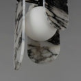 Bild in Galerie-Betrachter laden, Megalith Marble Pendant Lamp