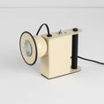 Bild in Galerie-Betrachter laden, Minibox Table Lamp