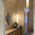 Cargar la imagen en la vista de la galería, Modern Glass Vertical Wall Lamp