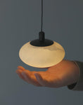 Charger l'image dans la visionneuse de la galerie, Moonstone Alabaster Pendant Lamp