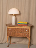 Load image into Gallery viewer, Peono Alabaster Table Lamp