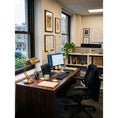 Load image into Gallery viewer, Aleta Table Lamp