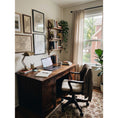 Load image into Gallery viewer, Aleta Table Lamp