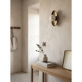 Charger l'image dans la visionneuse de la galerie, Aosta Disc Alabaster Wall Sconce
