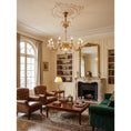 Bild in die Galerieansicht laden, Fontainebleau Brass Chandelier