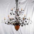 Bild in Galerie-Betrachter laden, Greenbriar Chandelier