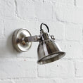 Laad afbeelding in galerij, Humph wandlamp