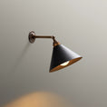 Bild in die Galerieansicht laden, Manston Cone Wandleuchte