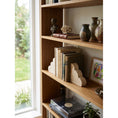 Bild in Galerie-Betrachter laden, Scala Travertine Bookends