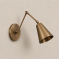 Bild in die Galerieansicht laden, Sutter Schwenkarm-Wandleuchte