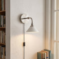 Charger l'image dans la visionneuse de la galerie, Thetford Plug-in Wall Sconce