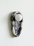 Bild in Galerie-Betrachter laden, Nidus Marble Wall Sconce