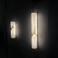 Bild in Galerie-Betrachter laden, Rectangular Alabaster Wall Lamp