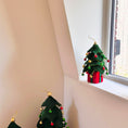 Load image into Gallery viewer, Retractable Xmas Tree Gift Lamp