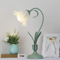 Load image into Gallery viewer, Romantic Flower Table Lamp