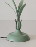 Load image into Gallery viewer, Romantic Flower Table Lamp