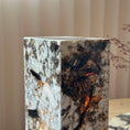 Bild in Galerie-Betrachter laden, Square Stone Table Lamp