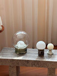 Bild in Galerie-Betrachter laden, Sylvia Table Lamp