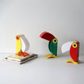 Bild in Galerie-Betrachter laden, Toucan Table Lamp (Built-in Battery)