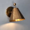 Load image into Gallery viewer, Traatten Wall Lamp